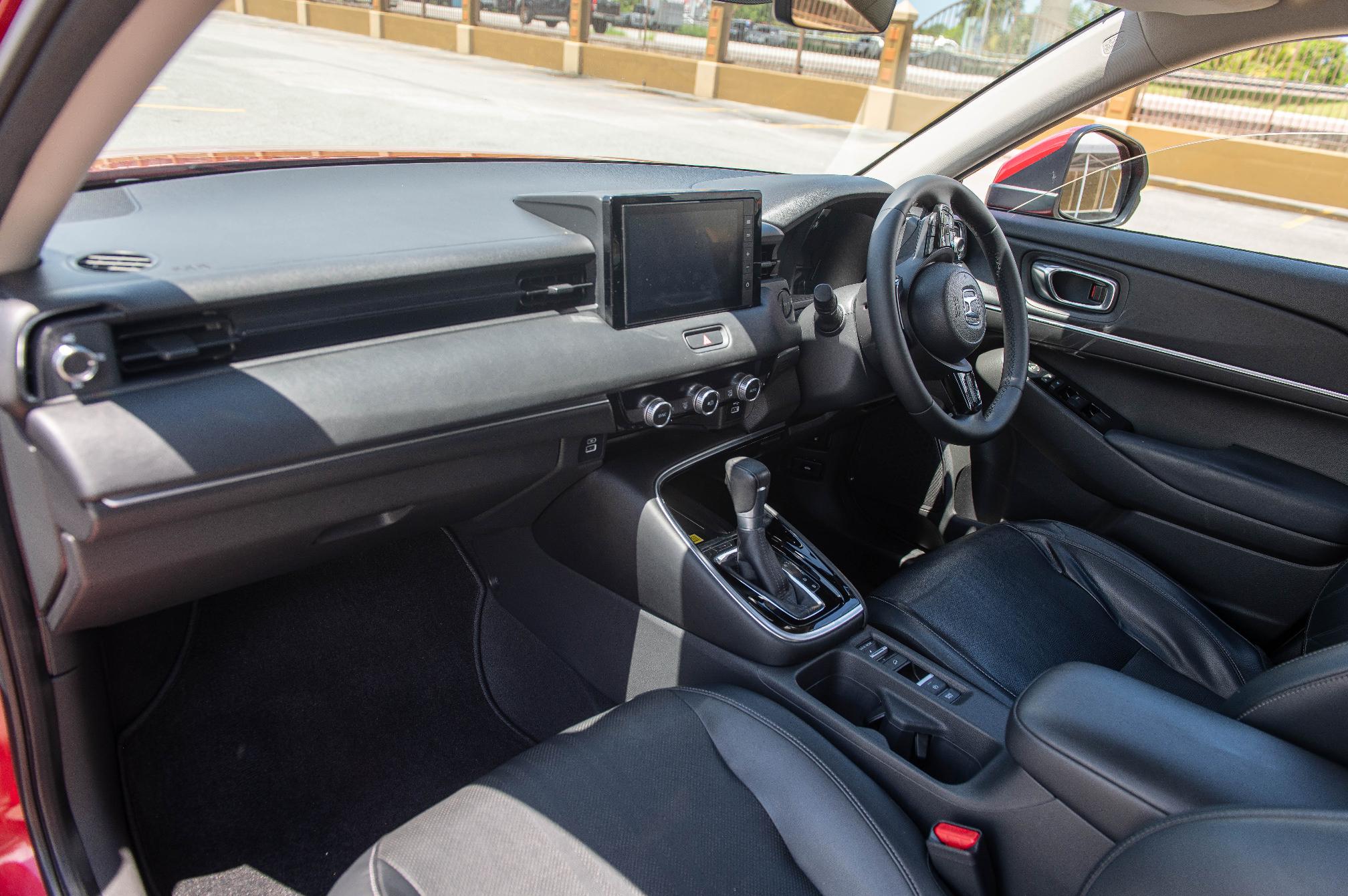 PEG 2024 Red Honda HR-V