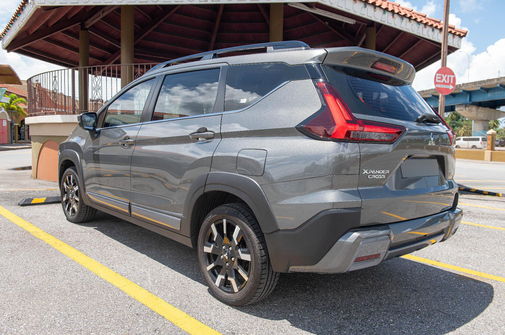 PEL 2026 Bronze Mitsubishi Xpander Cross