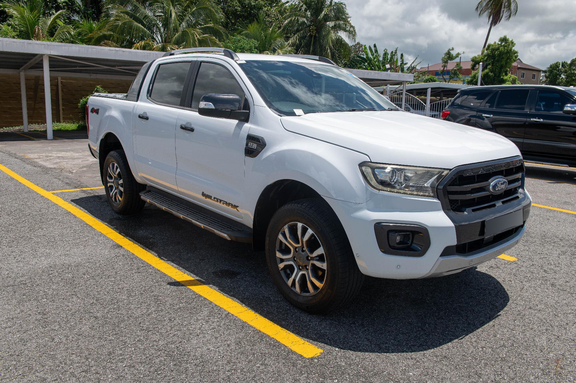 TDY 2020 White Ford Wildtrak