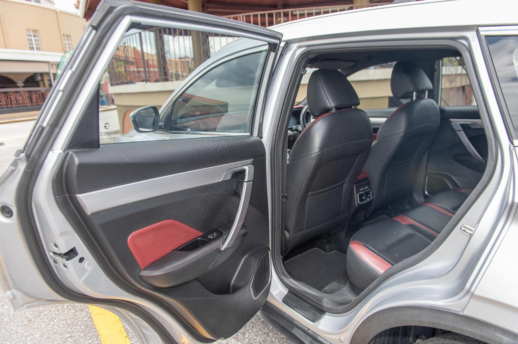 PEG 2023 Silver Proton x50